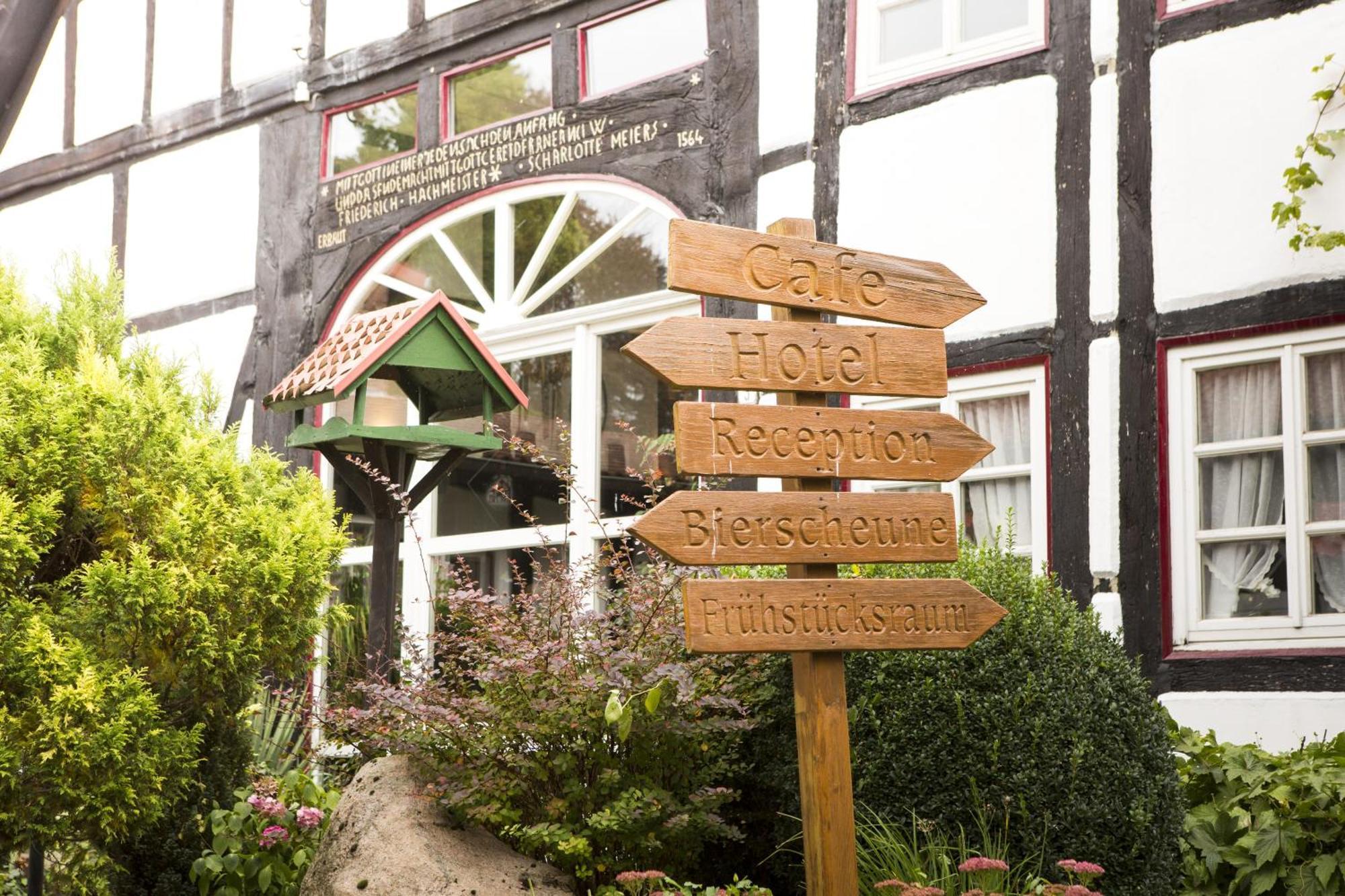 Hotel Cafe Am Stift Hessisch Oldendorf エクステリア 写真