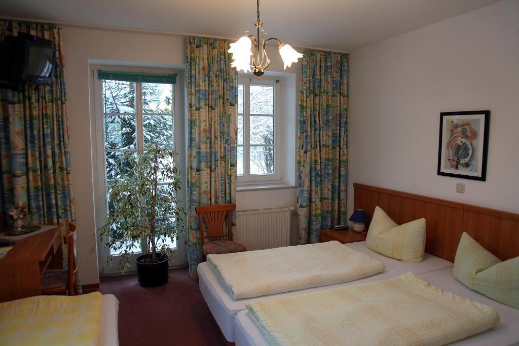 Hotel Cafe Am Stift Hessisch Oldendorf 部屋 写真